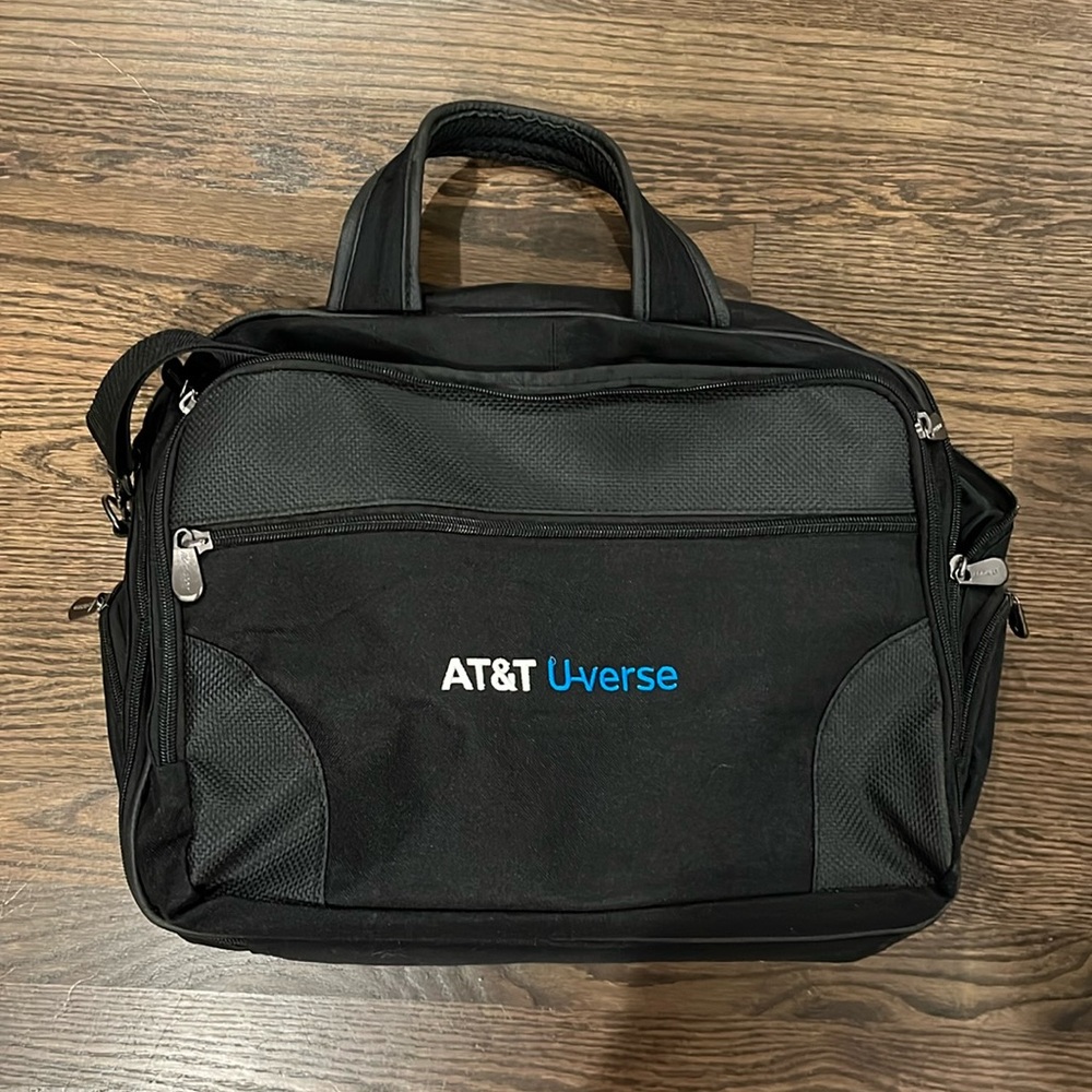 BRAND NEW brief case